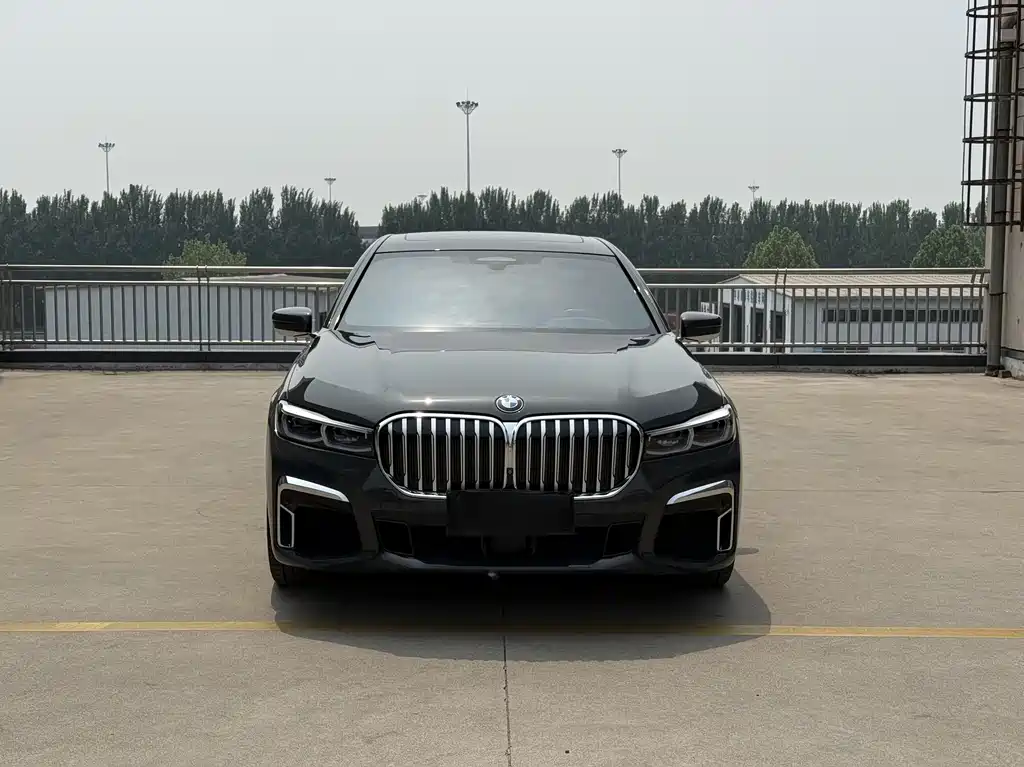 BMW 7 Series 7 2022 740Li xDrive Executive M Sport
