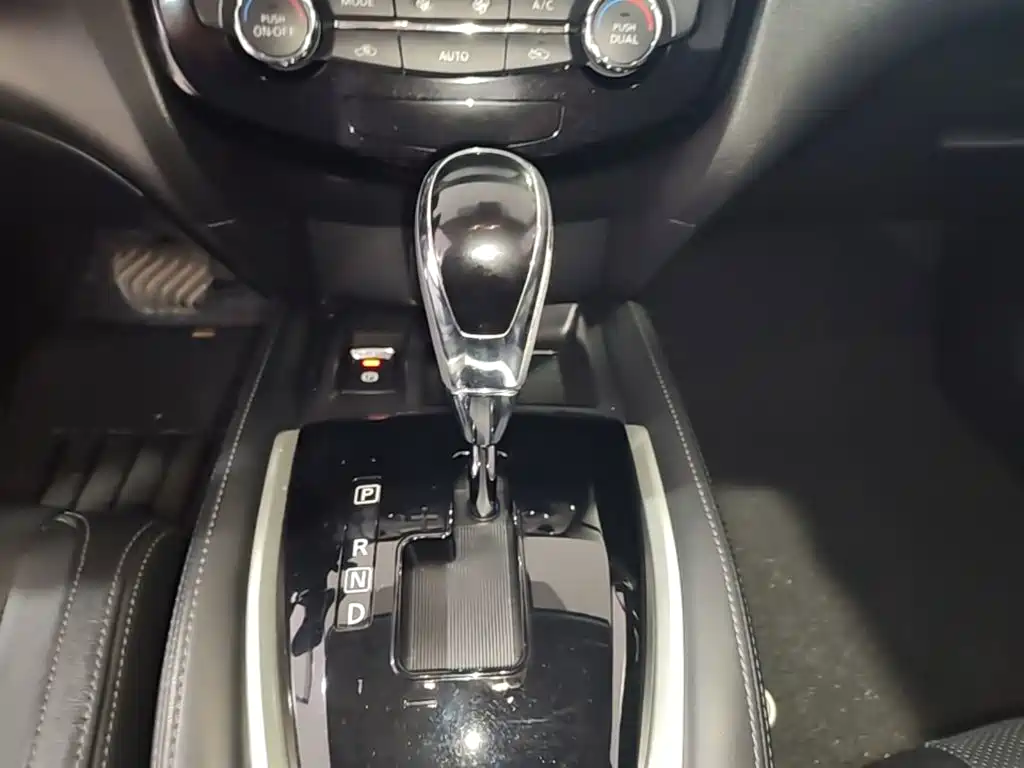 Nissan X-Trail — миниатюра 14