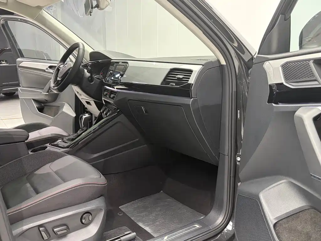 Volkswagen Tayron — миниатюра 9