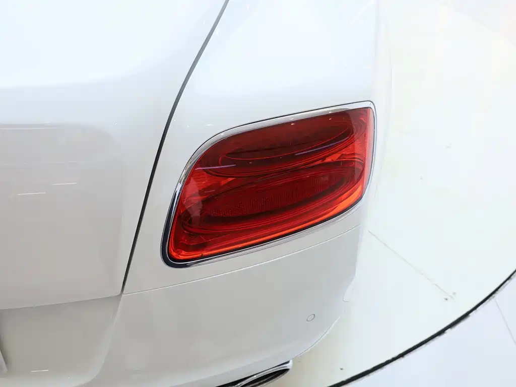 Bentley Continental — миниатюра 10