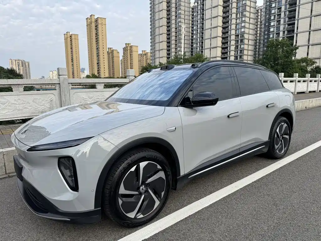 NIO ES6 — миниатюра 6