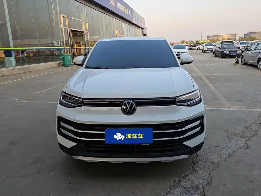 Volkswagen Tharu — миниатюра 2