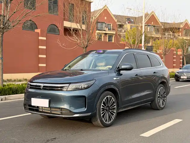 AITO ASK THE WORLD M7 2024