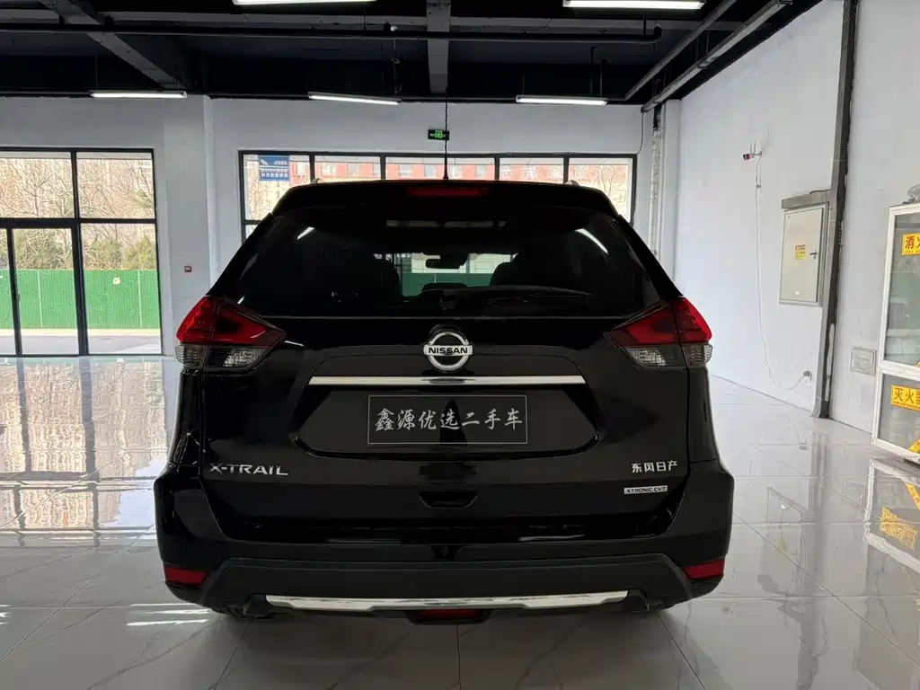 Nissan X-Trail — миниатюра 8