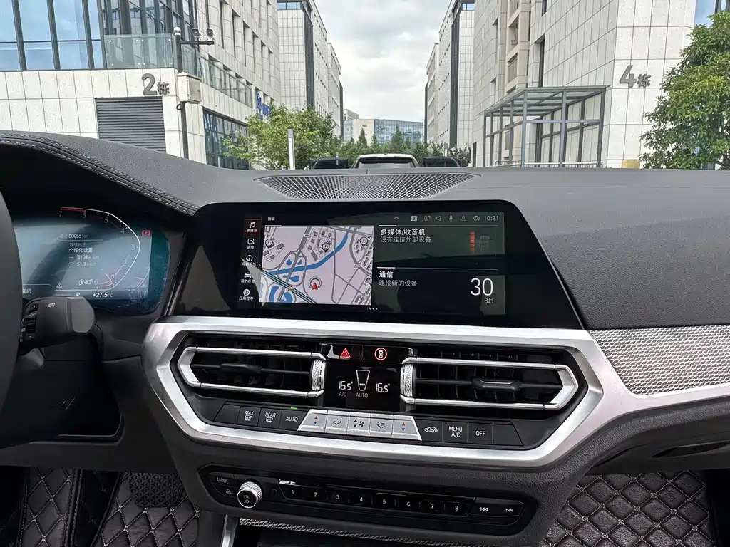 BMW 3 Series — миниатюра 15