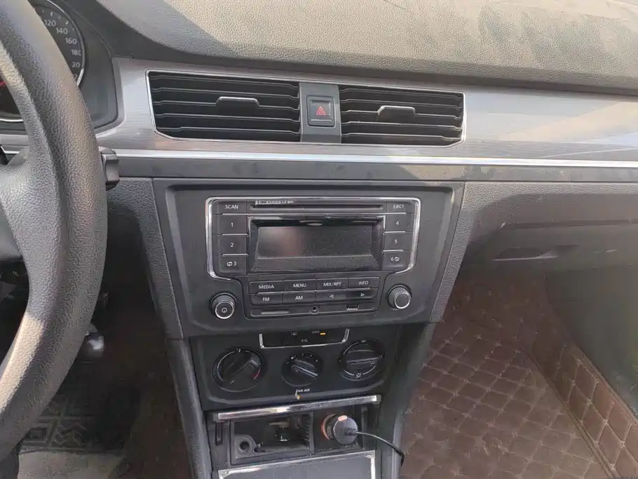 Volkswagen Bora — миниатюра 12