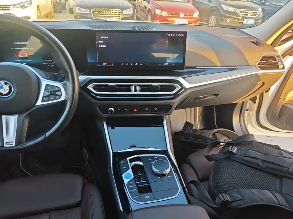 BMW i3 — миниатюра 13