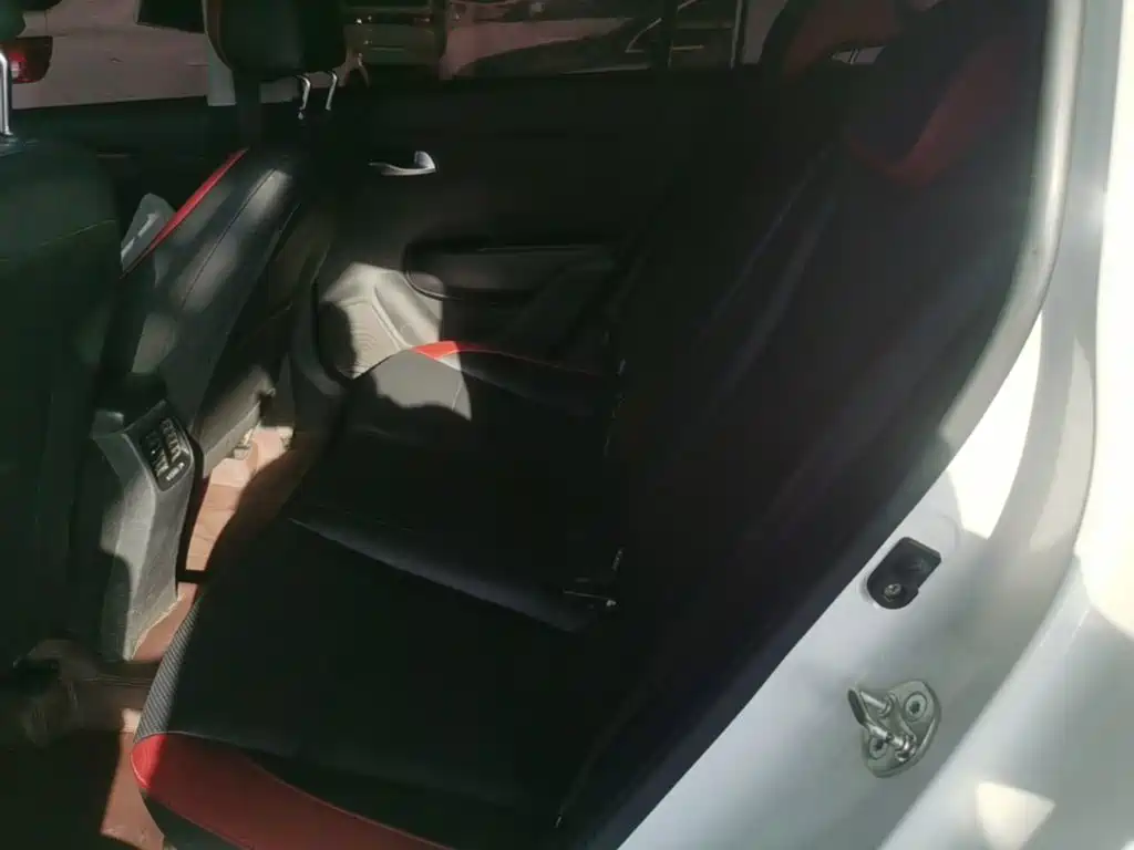 Kia KX Cross — миниатюра 17
