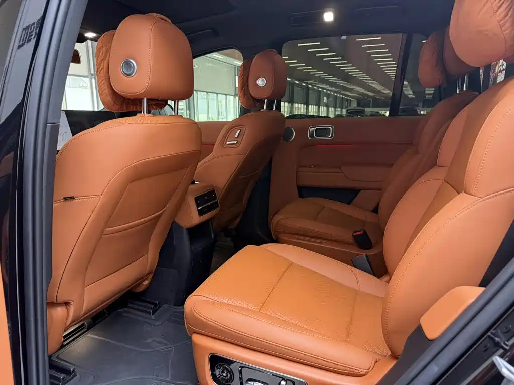 Li Auto Li L8 — миниатюра 14