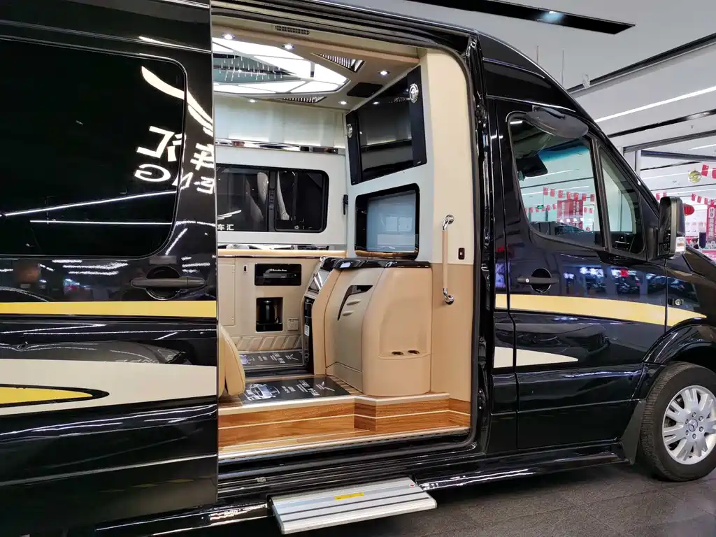 Mercedes-Benz Sprinter — миниатюра 7