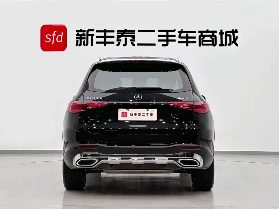 Mercedes-Benz GLC 2023 GLC 260 L 4MATIC 7 мест