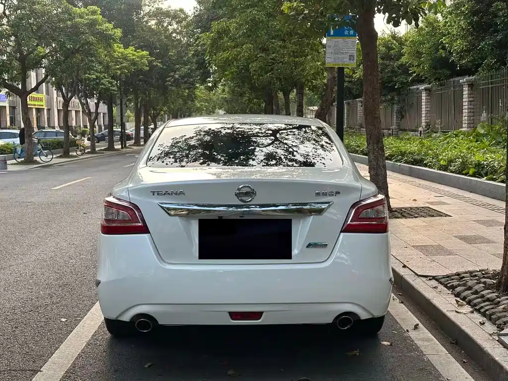NISSAN TEANA
