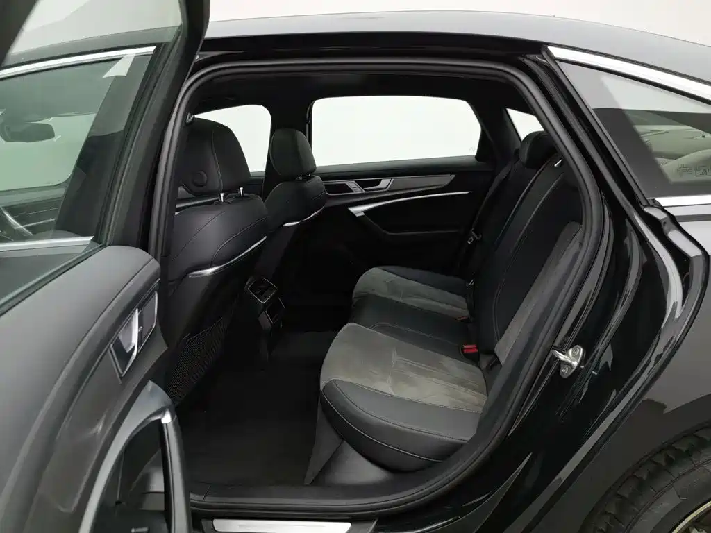 Audi A6L — миниатюра 15