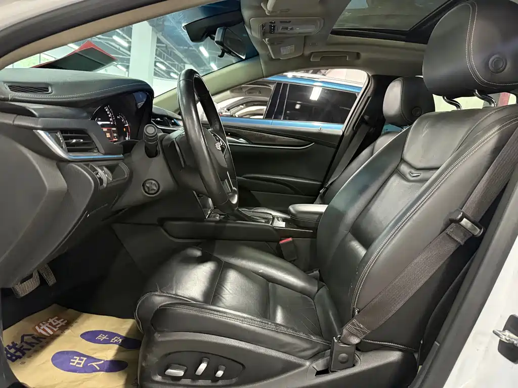 Cadillac XTS — миниатюра 4