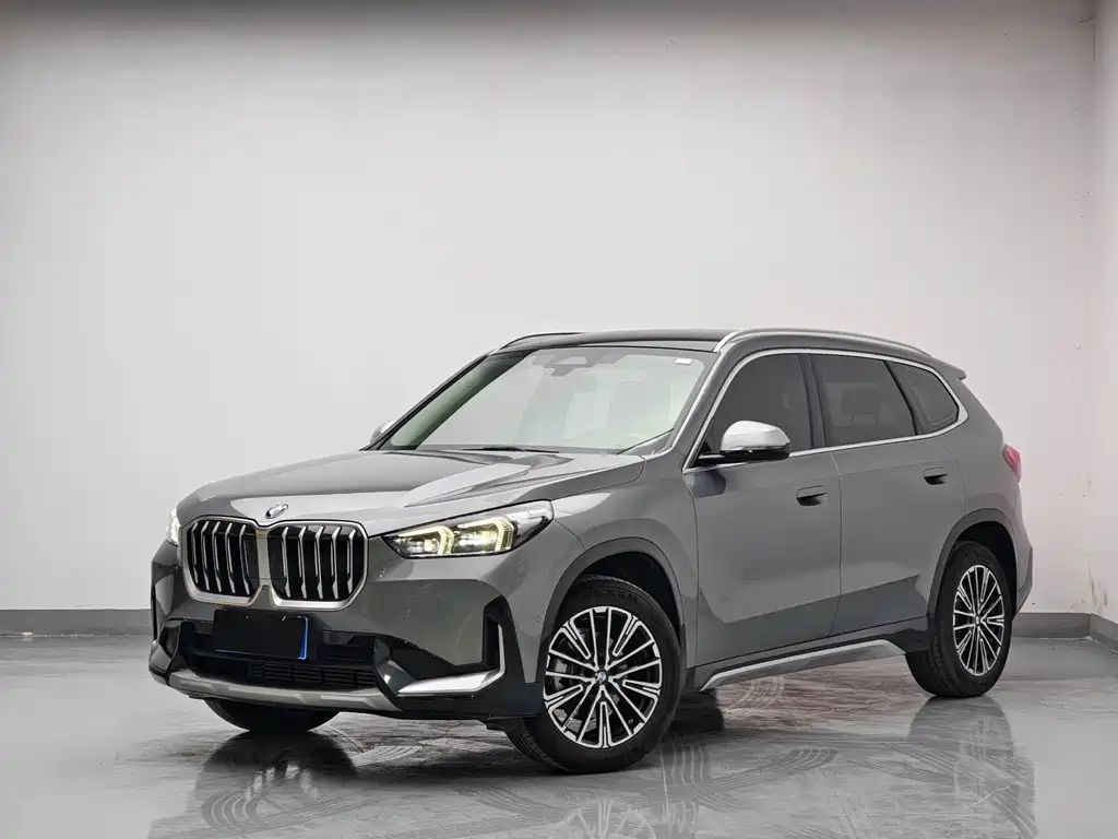 Купить BMW X1