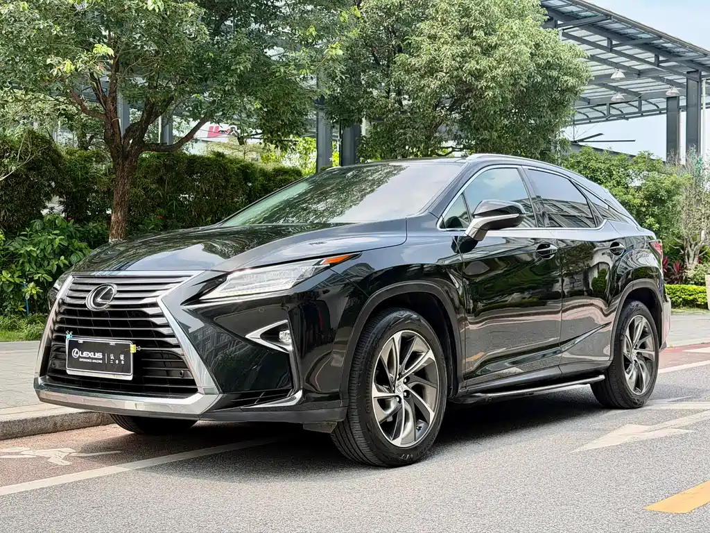 Купить Lexus RX