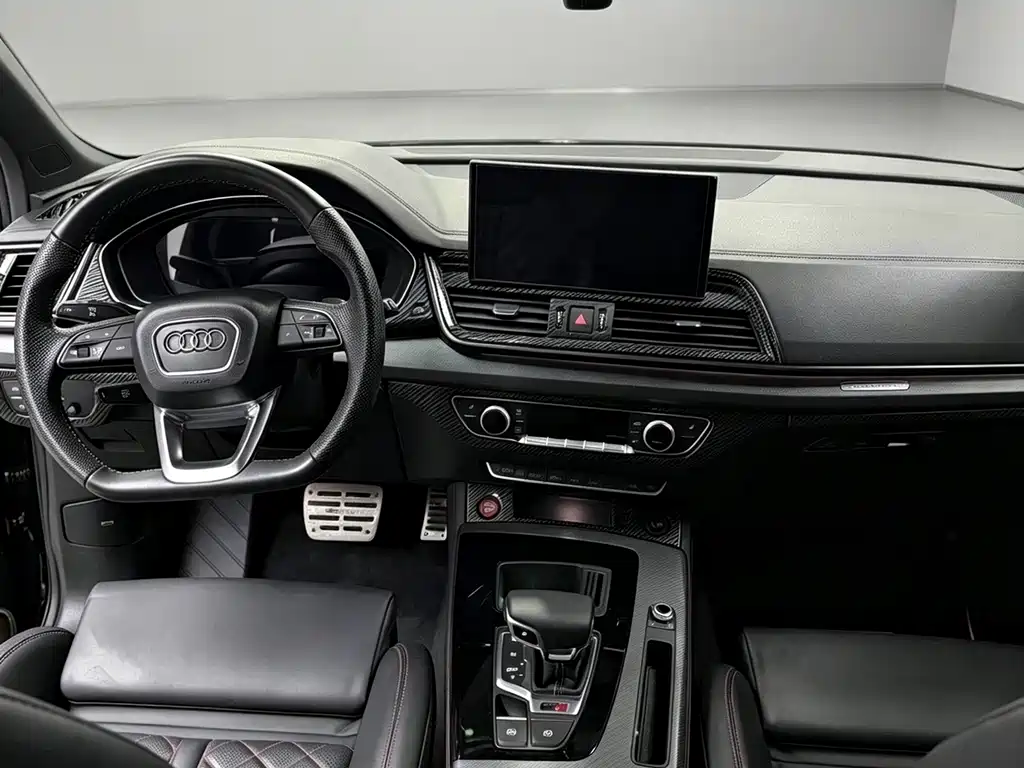 Audi Q5L Sportback — миниатюра 6