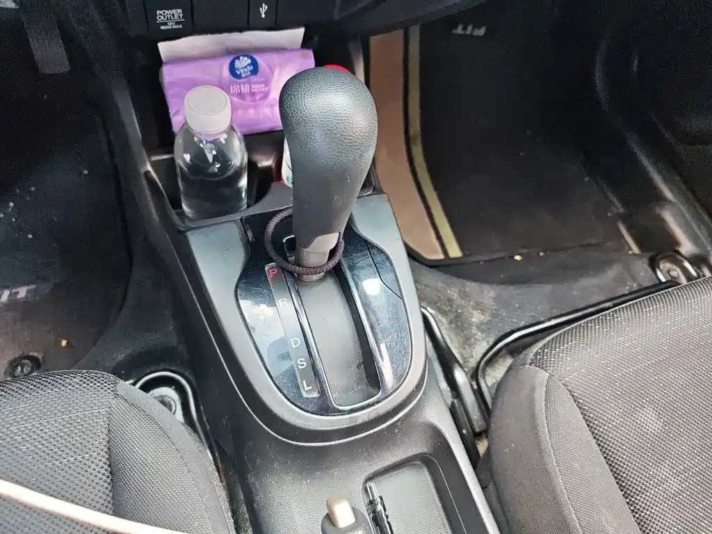 Honda Fit — миниатюра 7