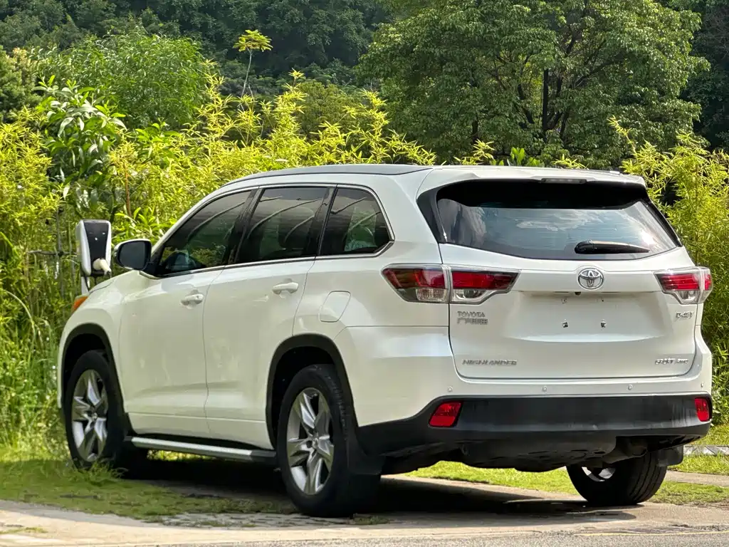 Toyota Highlander — миниатюра 4
