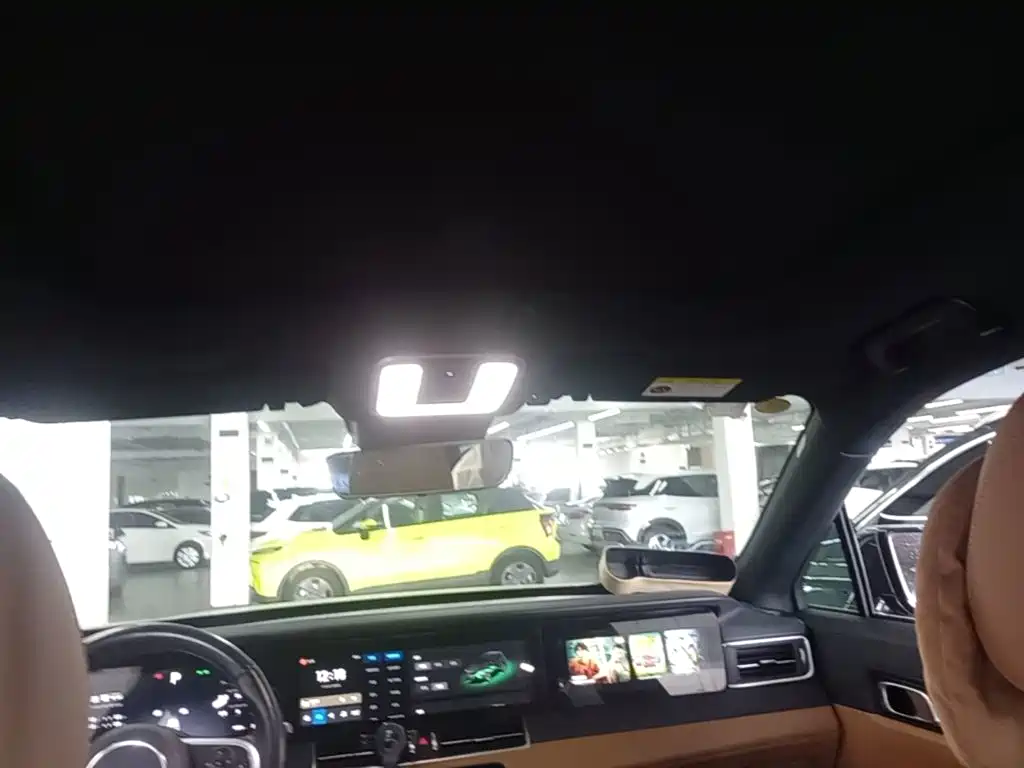Li Auto Li ONE — миниатюра 18