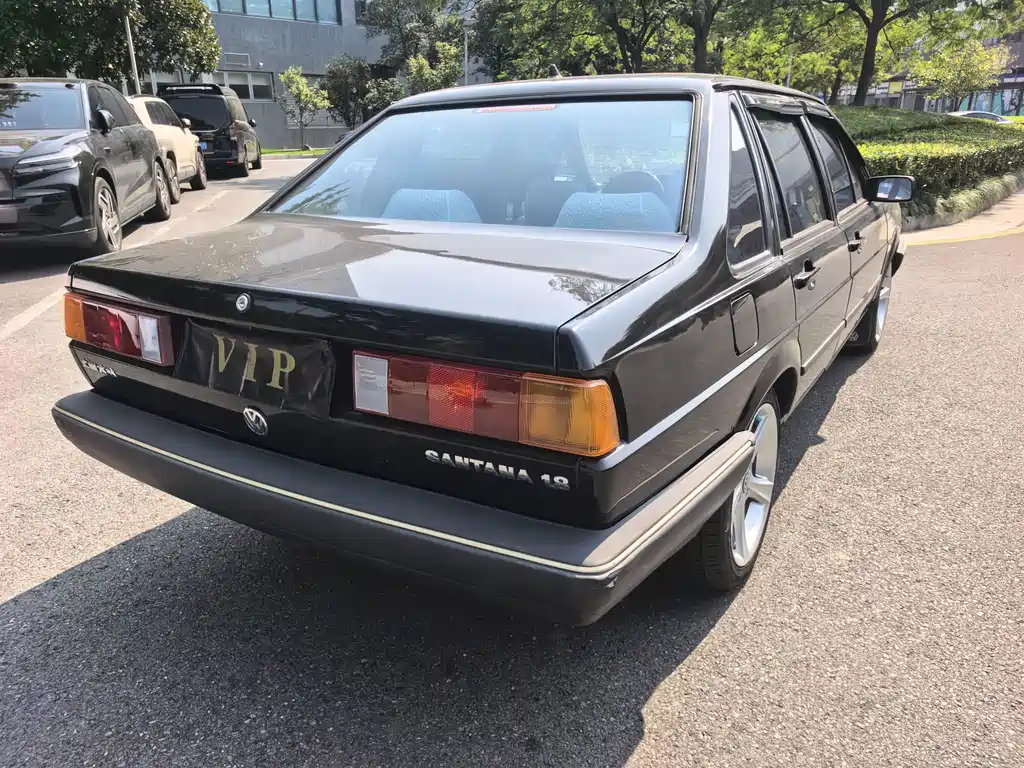 Volkswagen Santana — миниатюра 7