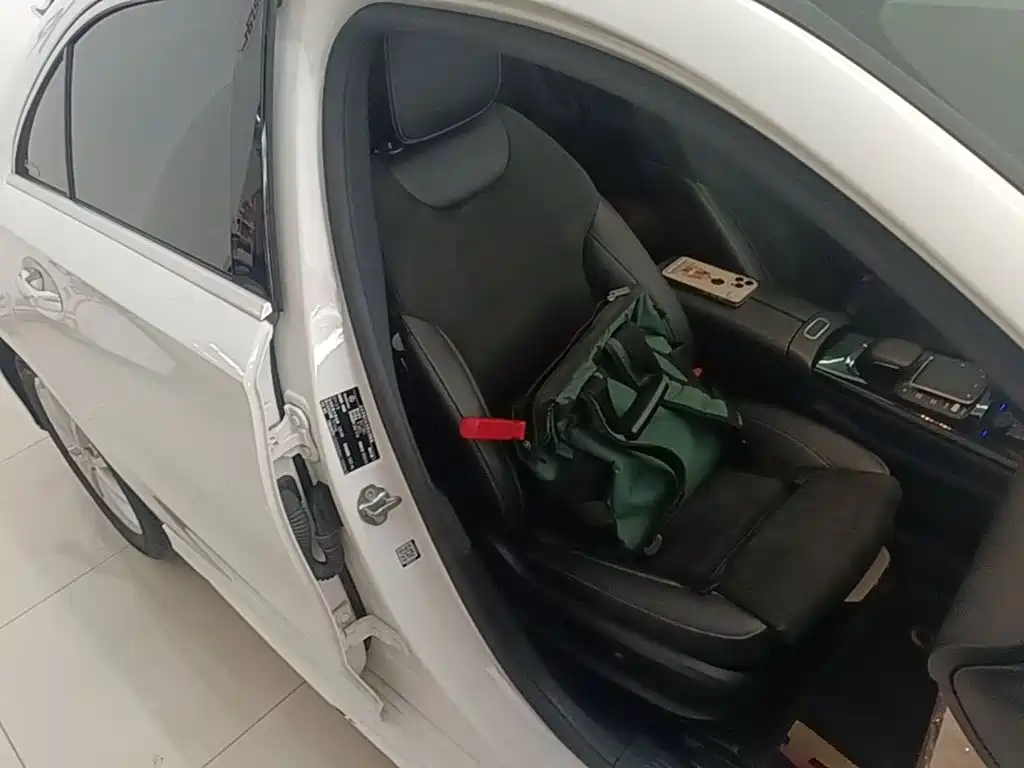 Mercedes-Benz A-Class — миниатюра 25