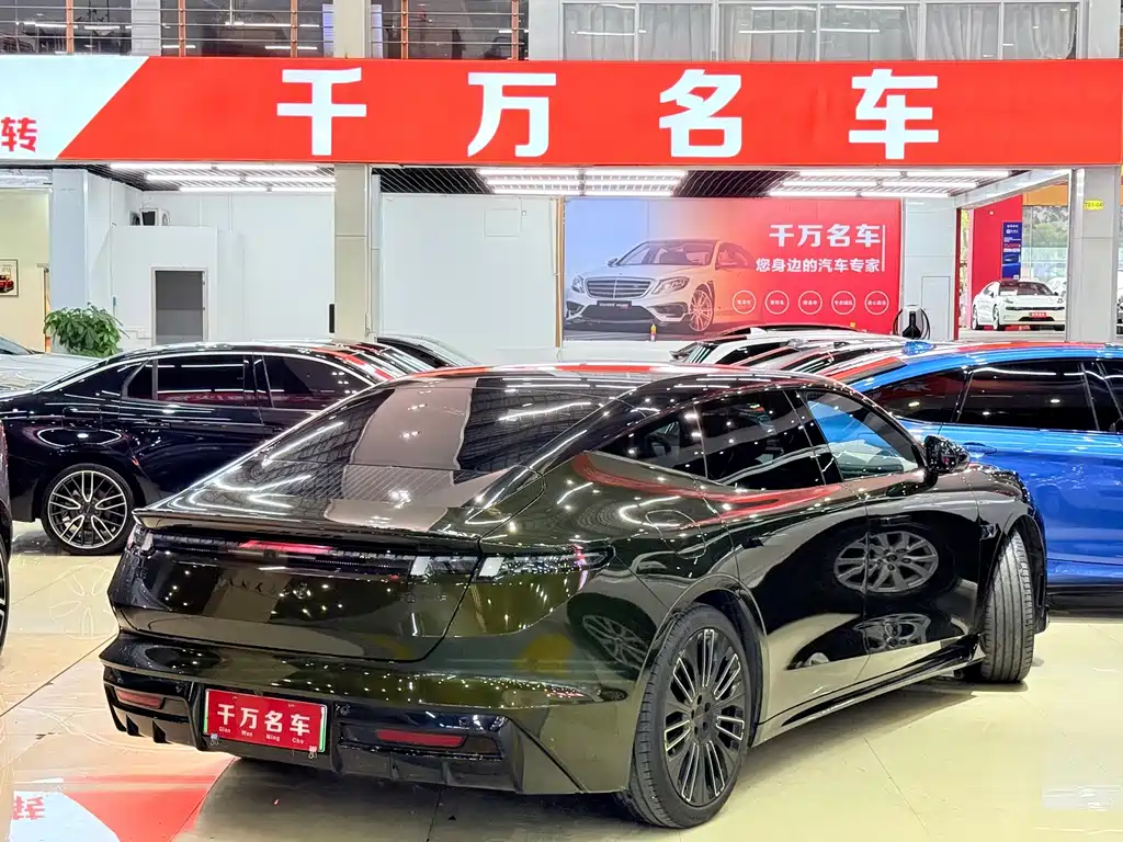 Lynk & Co 领克10 — миниатюра 5