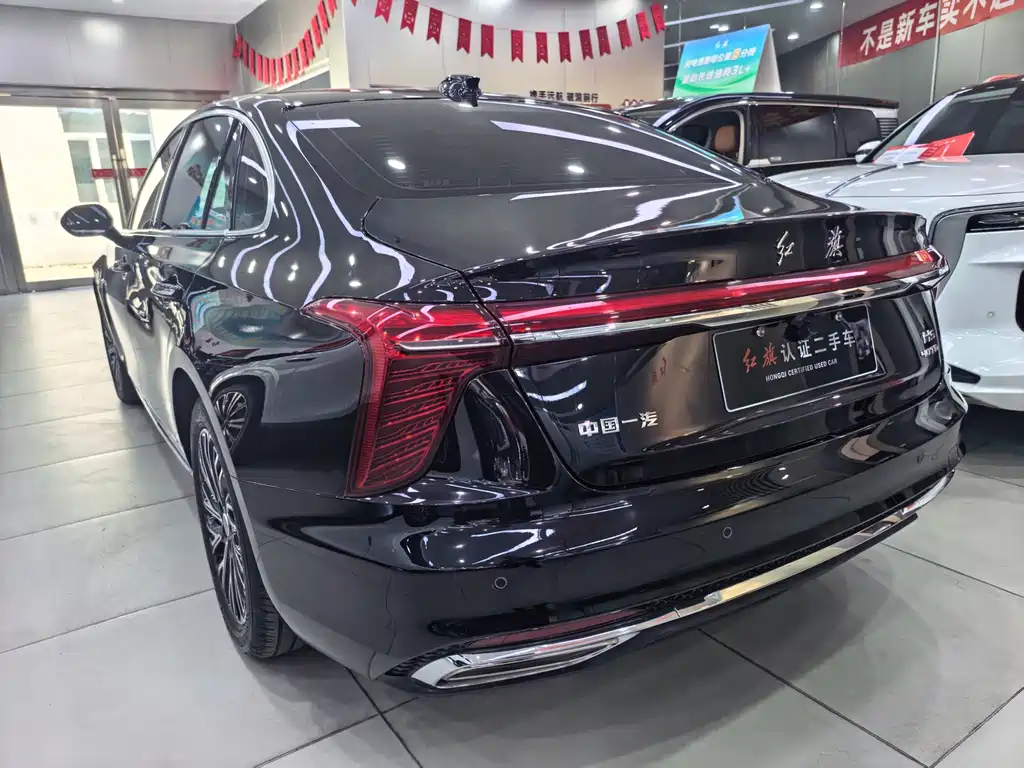 Hongqi Hongqi H5 — миниатюра 6