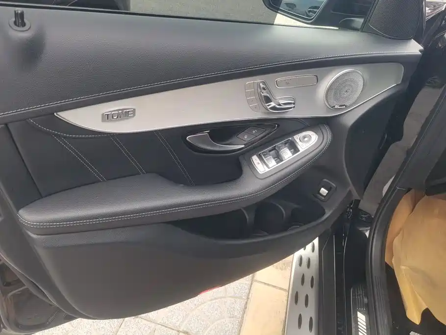 Mercedes-Benz GLC AMG — миниатюра 7