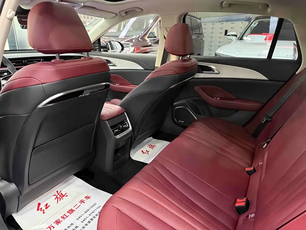 Hongqi Hongqi H5 PHEV — миниатюра 6