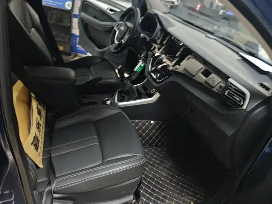 Isuzu RE-MAX Ruimai — миниатюра 8