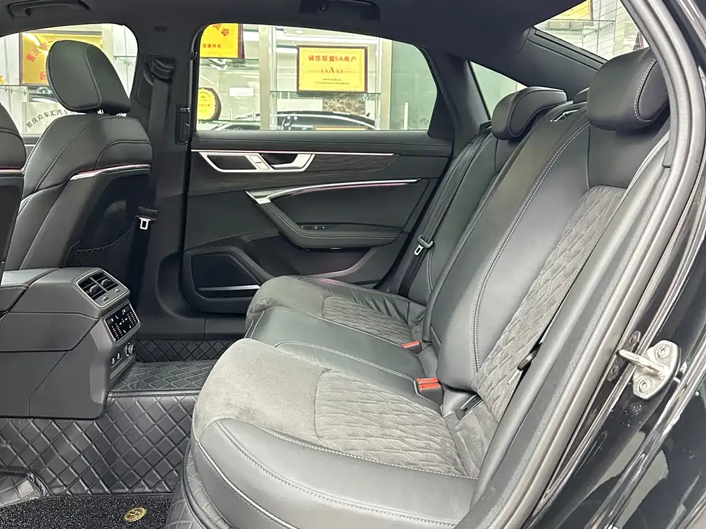 Audi A6L — миниатюра 8