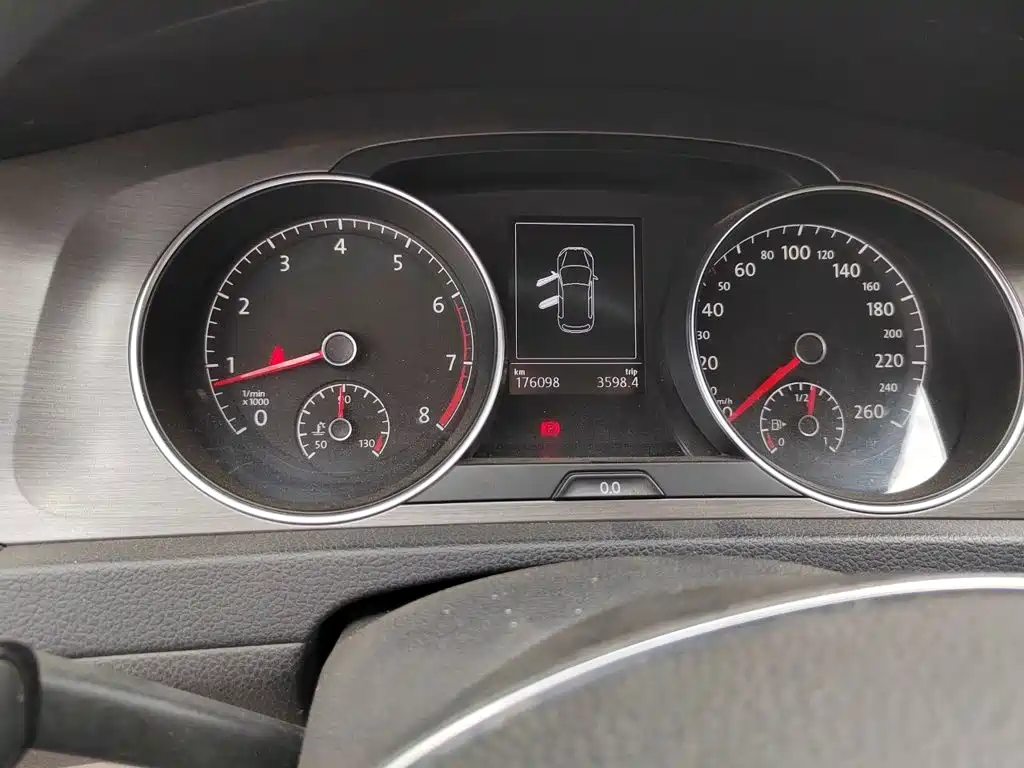 Volkswagen Golf — миниатюра 8