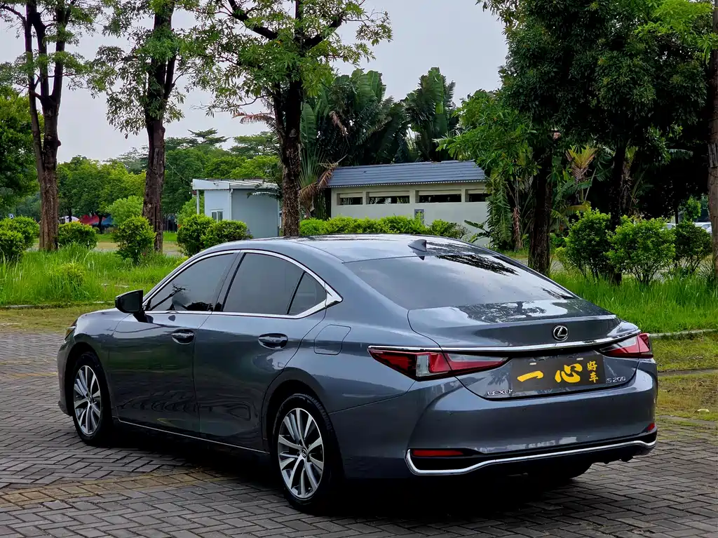 Lexus ES — фотографии объявления, Фото 8