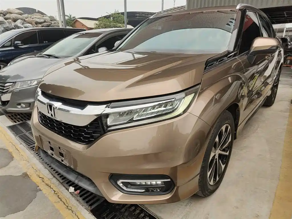 Купить Honda Avancier