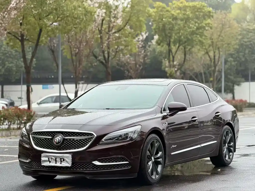 Buick LaCrosse 2018 28T Avenir