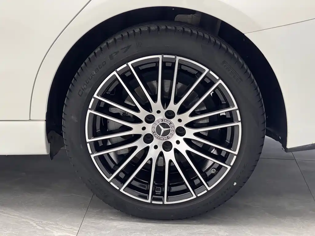 Mercedes-Benz C-Class — миниатюра 19