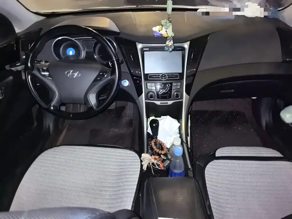 Hyundai Sonata — миниатюра 5