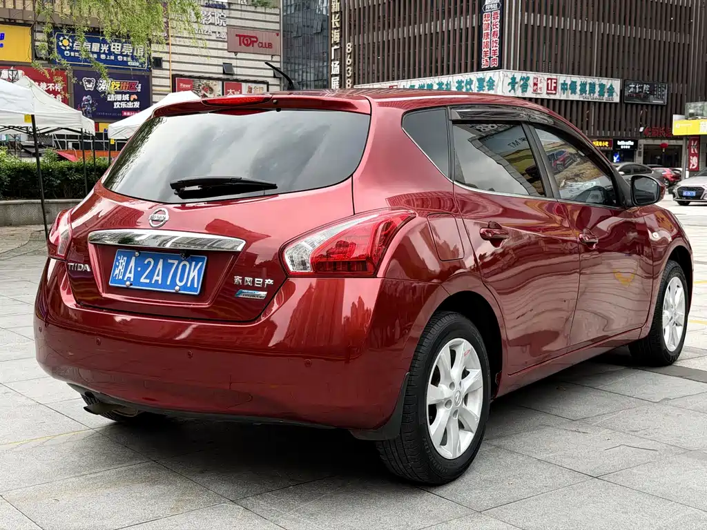 Nissan Tiida — миниатюра 4