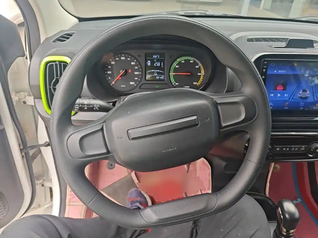 Roewe Clever — миниатюра 11