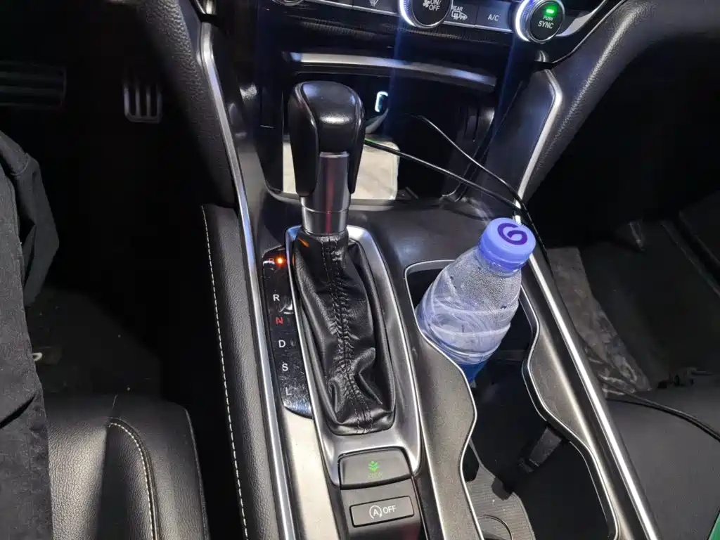 Honda Accord — миниатюра 10