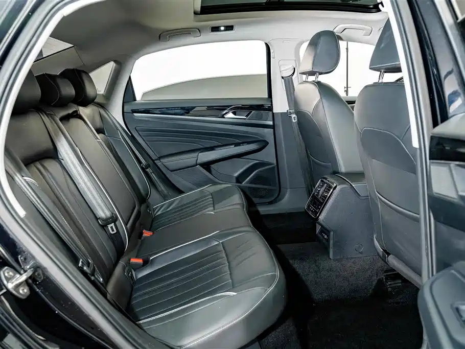 Volkswagen Passat — миниатюра 20