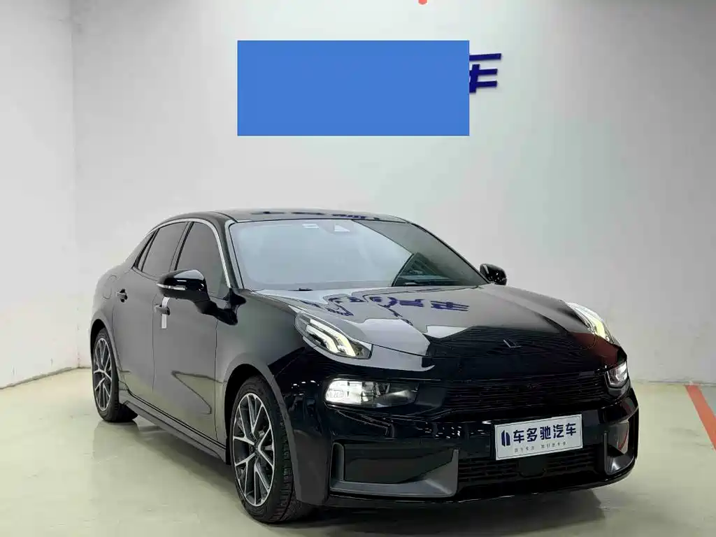 Купить Lynk & Co 03