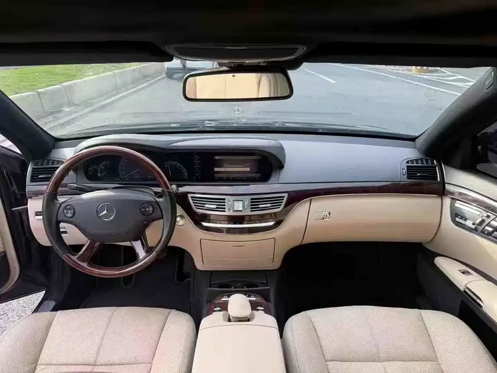 Mercedes-Benz S-Class — миниатюра 9