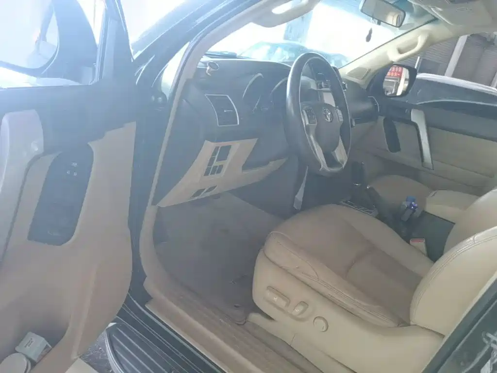 Toyota Prado — миниатюра 16