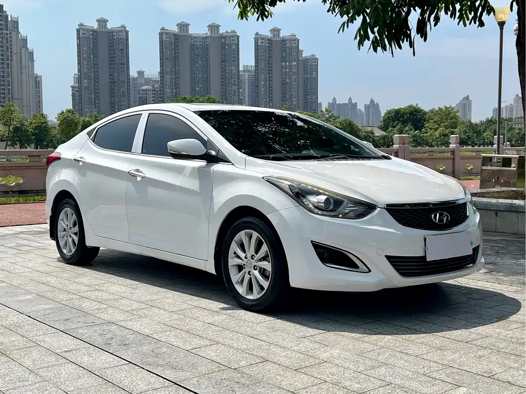 Hyundai Elantra Langdong — миниатюра 3
