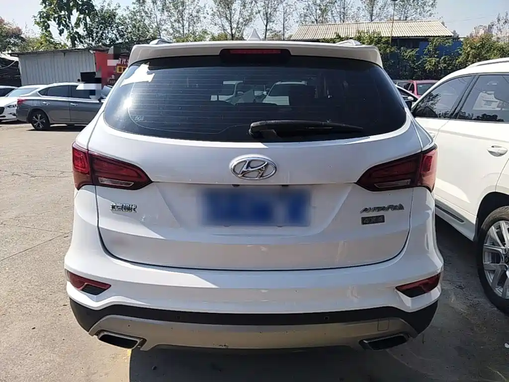 Hyundai Santa Fe — миниатюра 6