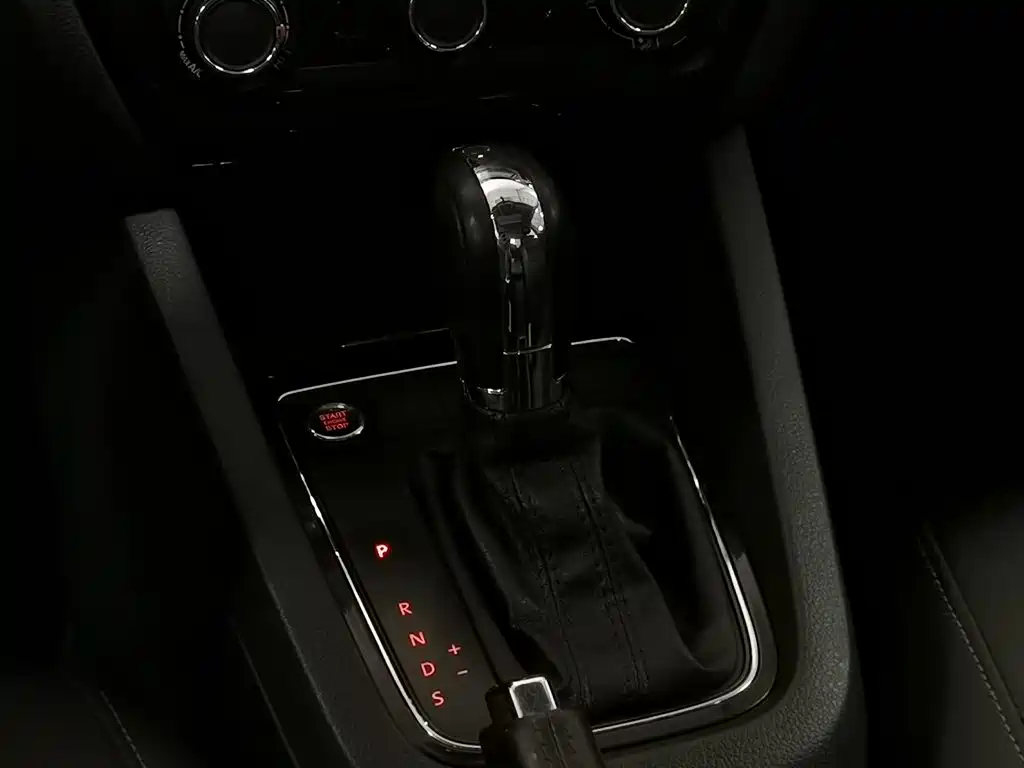 Volkswagen Sagitar — миниатюра 13