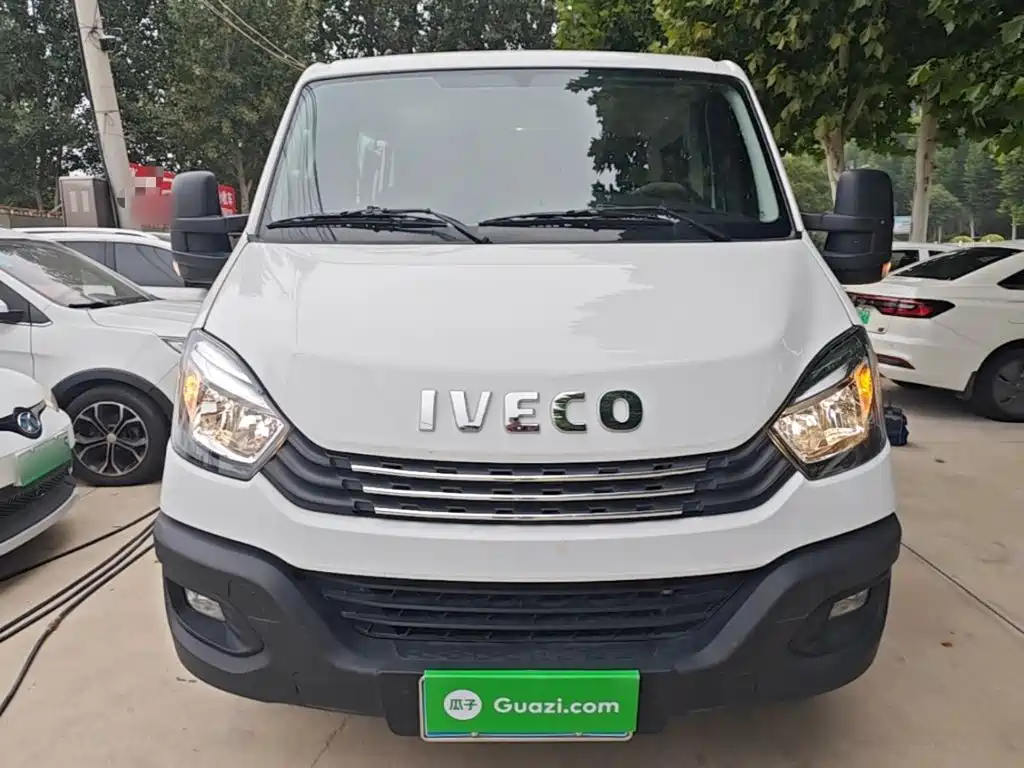 IVECO Ousheng — миниатюра 3