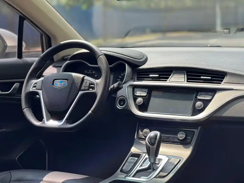 Geely Emgrand GS — миниатюра 9